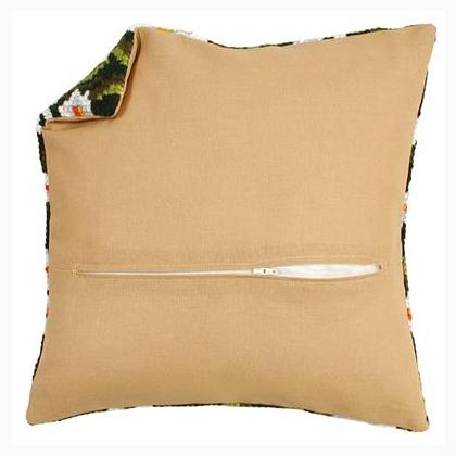 Cushion back 2025