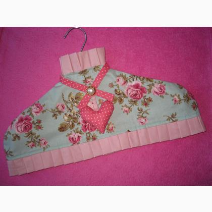 Romantica Hanger