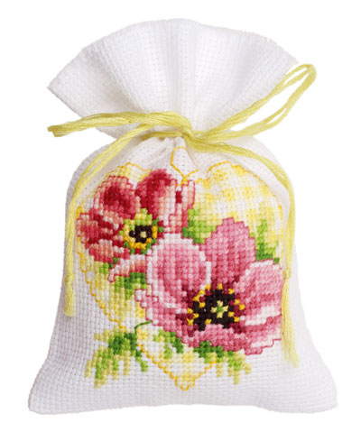 Potpourri bag: Anemones and Heart