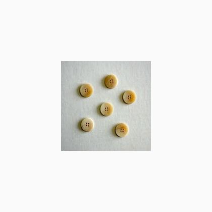 Round ecru buttons