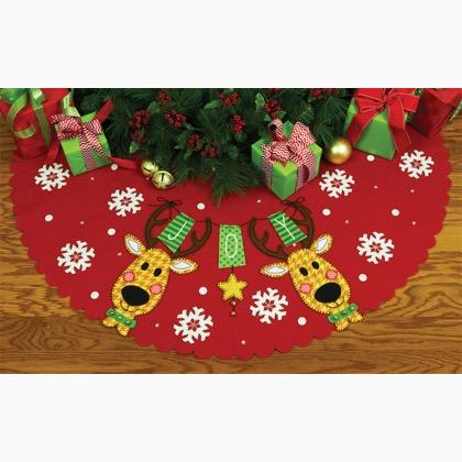 reindeer joy tree skirt from dimensions christmas reindeer joy tree skirt from dimensions christmas