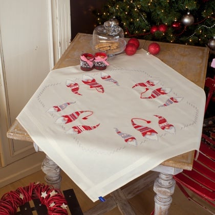 Runner - Christmas Gnomes From Vervaco - Christmas - Cross-Stitch Kits Kits  - Casa Cenina
