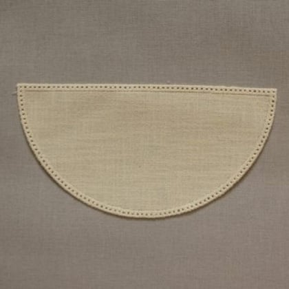 Half-circle Doily - Cream 22x11