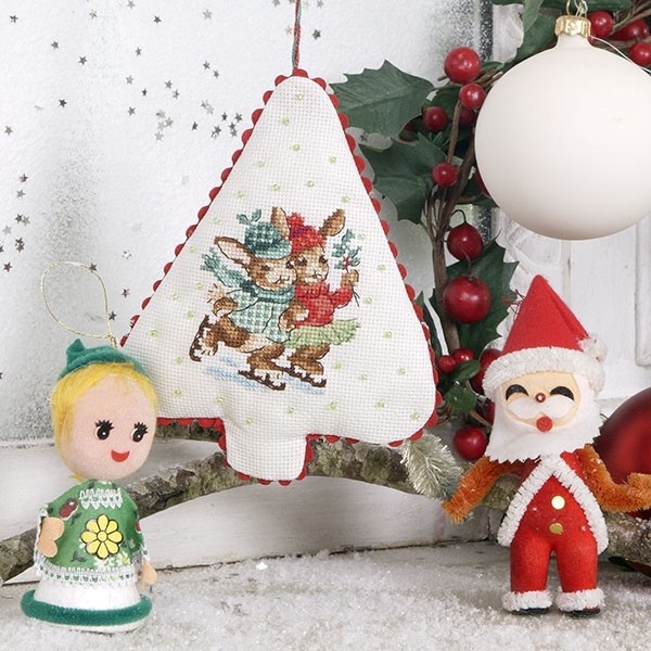 La Grande Histoire De Noel Vintage N 3 From Les Brodeuses