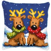 Front Cushion: Reindeer twins
