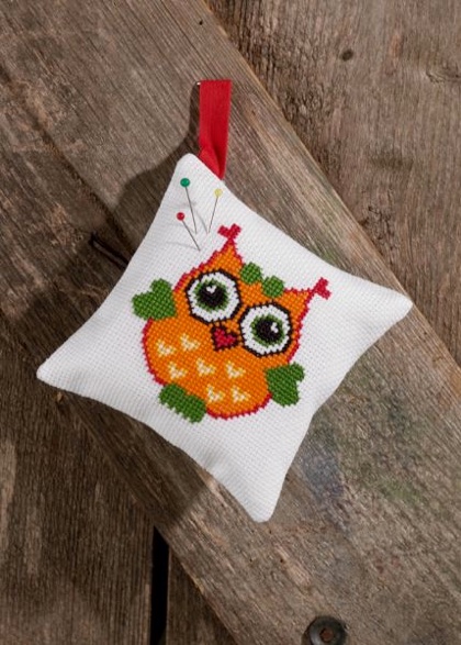 Orange Owl Pin Cushion Kit