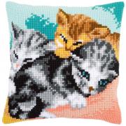 Front Cushion: Cute Kittens