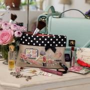 Trousse «Petite Daisy» - Aida