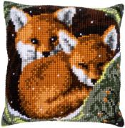 Front Cushion: Foxes