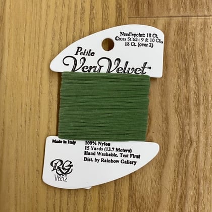 V652 - Very Velvet Petite Hunter Green