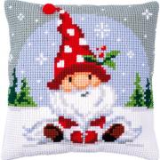 Front Cushion: Christmas gnome in snow