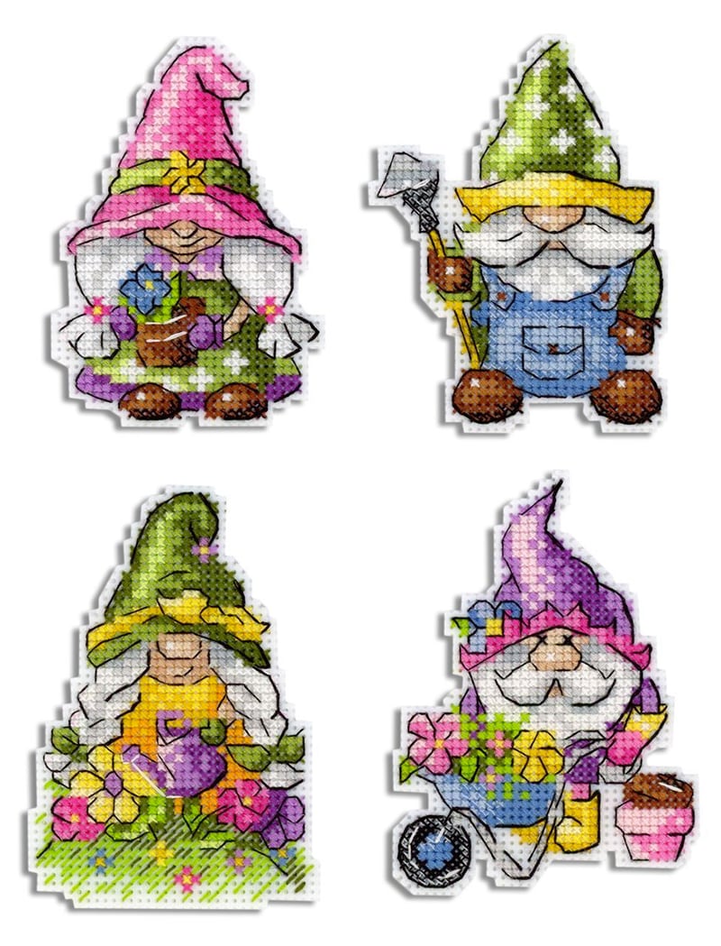 Garden Gnomes From MP Studia MP Studia Kits Casa Cenina