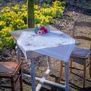 Squared Tablecloth - Pastel flowers