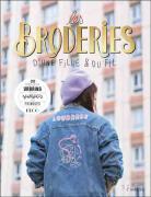 Les broderies d'une fille et du fil