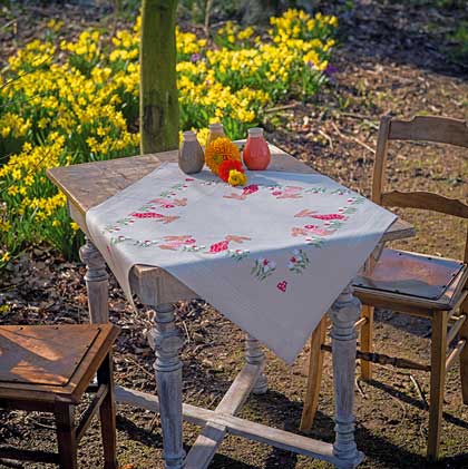 Squared Tablecloth - Easter rabbits in tulip garden
