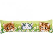 Draft Stopper - Cats among daisies