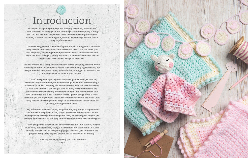 Sweet Pea Crochet: 20 Beautiful Baby Blankets & Matching Gifts [Book]