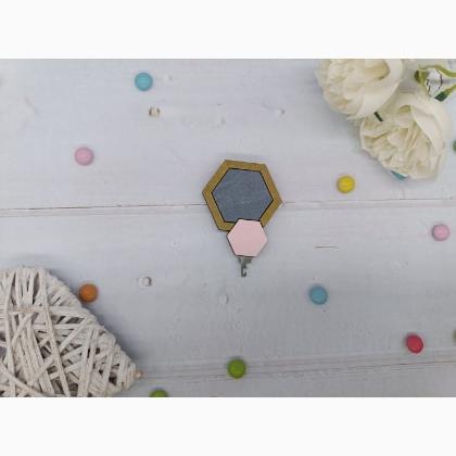 Needle Threader - Hexagon - Pink