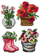 Flower pots (4)
