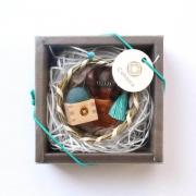 Mini Seki scissors and mini Masu pin cushion - Green