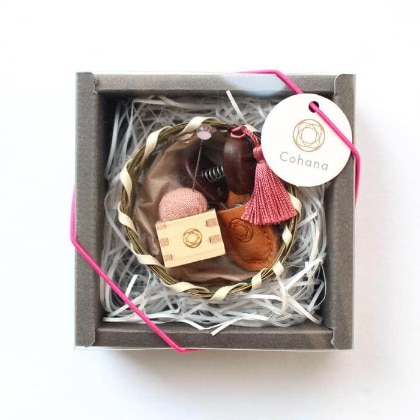 Mini Seki scissors and mini Masu pin cushion - Pink