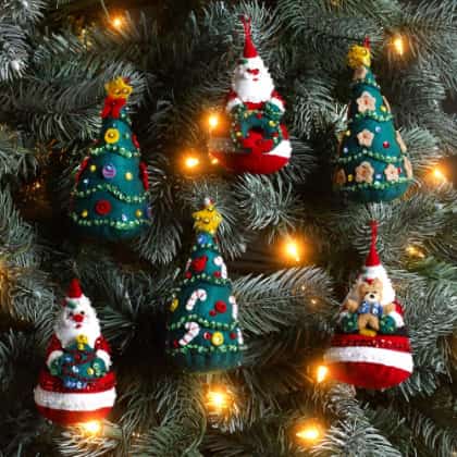 Felt Ornaments Applique Kit - Santa\'s Tree Treasures