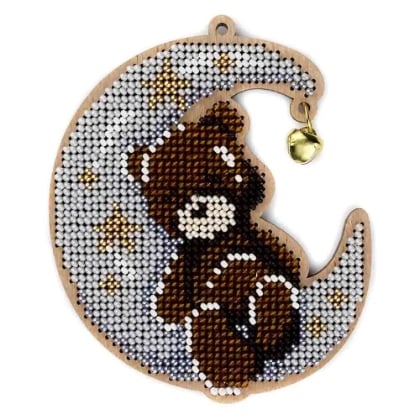 Moonlit dreams - brown bear