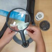 MagniLamp™ LED - Hobby Magnifier 2x