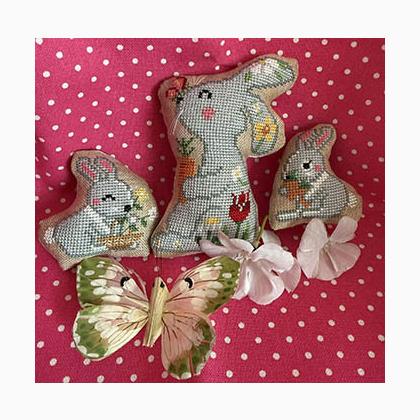 Bunnies (Mommy And Cubs)