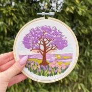 Jacaranda sur la plaine