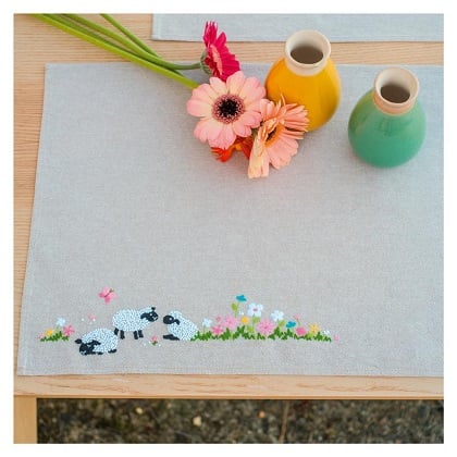 Placemat (2) - Sheep in the meadow