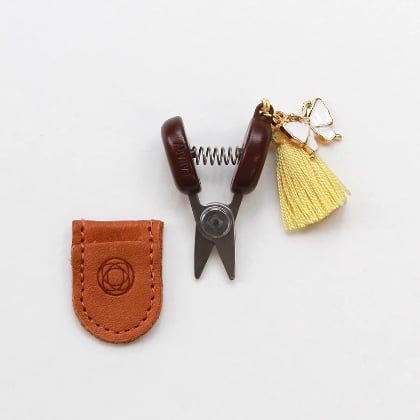 9th Anniversary Seki Mini Scissors: Yellow Butterfly