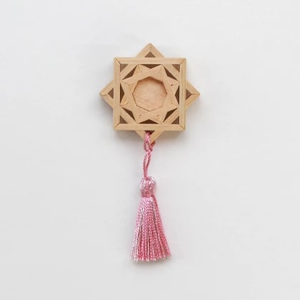 Kumiko Needle Minder - Pink