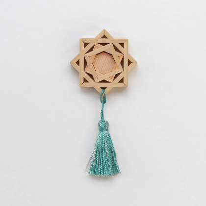 Kumiko Needle Minder - Green