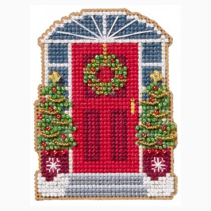 Seasonal Ornament: Door Decor