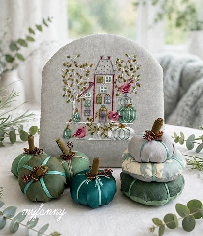 Green Pumpkins Birdhouse